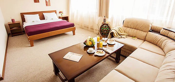 Kapu$ta Hotel