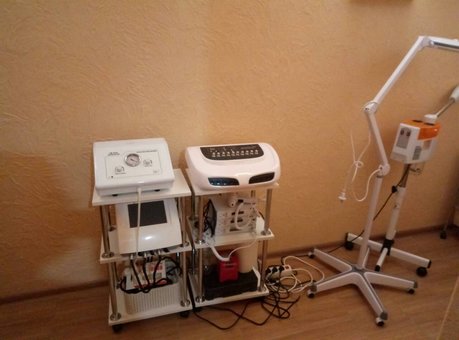 Чистка обличчя у косметологічному кабінеті «Renowell» у Дніпрі. Записуйтесь до косметолога Наталі Сухіної за акцією.