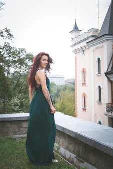 Індивідуальна фотосесія у місті від «Fresco studio» у Києві. Звертайтеся за акцією.