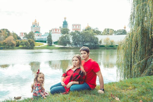 Тетяна Козаріз фотограф у Києві. Замовляйте сімейну фотоснсію зі скидкою.