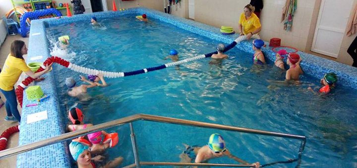 Promotions for aqua aerobics in the pool &quot;persha shkola plavannya&quot;
