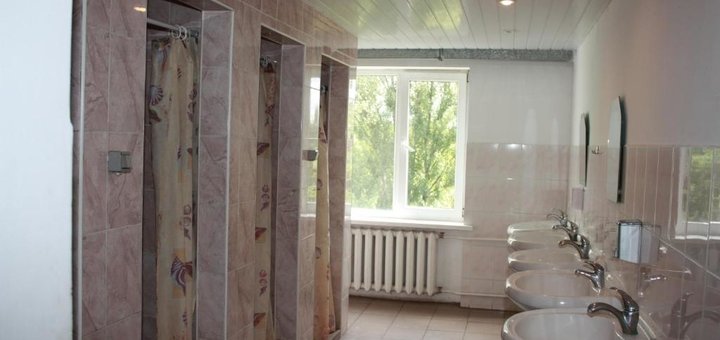 Скидки на проживание в хостеле Выдубичи в Киеве