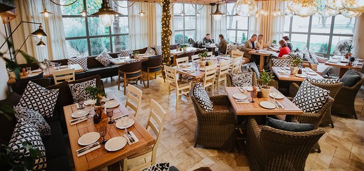 Акції в ресторані грецької кухні «Taverna» в Києві