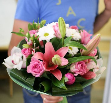 Доставка цветов поштучно «Kievflower» по Киеву со скидкой