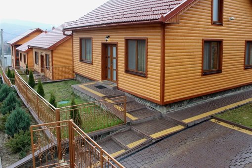 Cottages «Sun of the Carpathians» in Yakivsky. Book rooms for the promotion.
