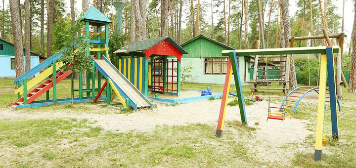 Отдых на базе отдыха «Славутич» на Десне. Забронировать домик со скидкой 7