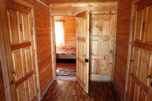 Номер люкс на базе отдыха «Колос» в Кирилловке
