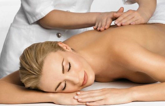 Manual massage at the ODI cosmetology aesthetic studio in Poltava. Sign up for procedures with a discount