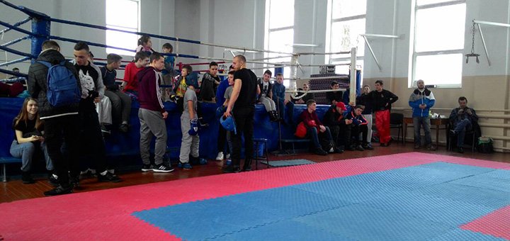 Знижки на безлімітне відвідування тренажерного залу «адреналін»