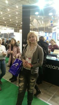 Victoria panchenko cosmetologist at the &quot;health derma&quot; center in kharkov. do biorevitalization according to the action.