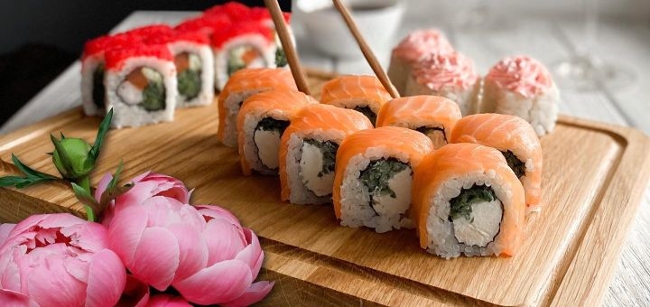 Roll from Sushi 3303. Order at a discount