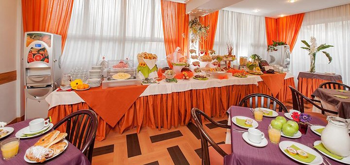 Готель Quality Hotel Rouge та Noir Roma 4*. Відвідуйте по акції 4