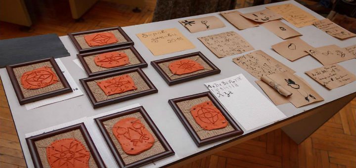 Cuneiform writing at the Museum of Book and Printing in Kiev. Book a tour of the action.