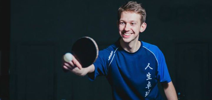 Ping-pong club &quot;master&quot; in kiev. go for the action.