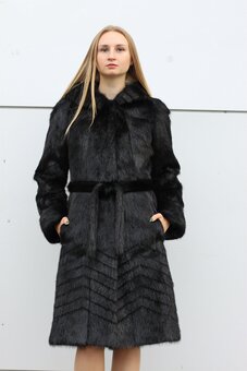 Fur coats from nutria under the order from the manufacturer "Furs for you". Buy at a discount.