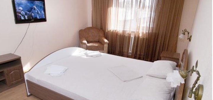 Room at the hotel "Barberry" in Kiev. Book a room at a discount. Cheap hotels in Kiev.