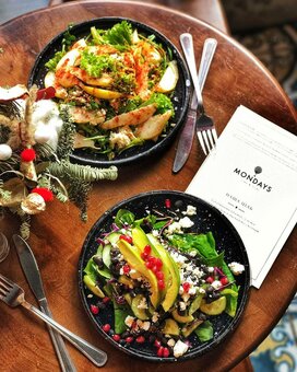 &quot;mondays cafe &amp; store&quot; знижки та акції в кав&#39;ярні