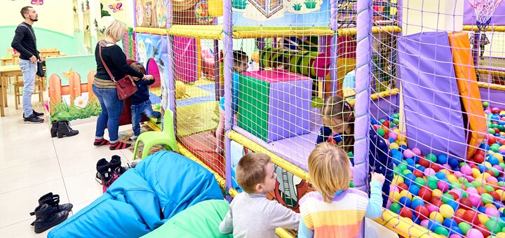Muraveinik 2 children's club network