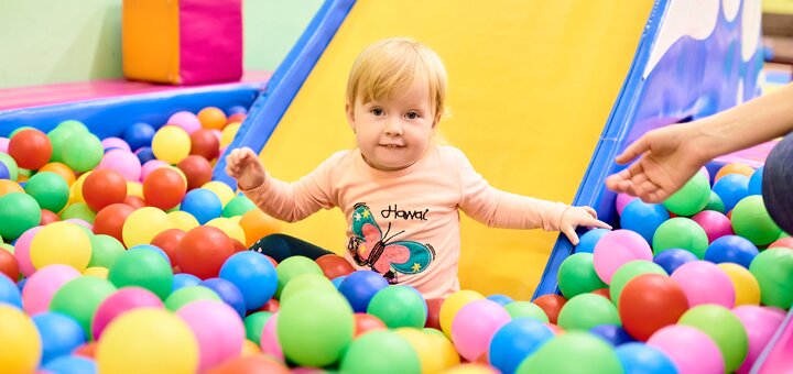 Muraveinik 15 children's club network