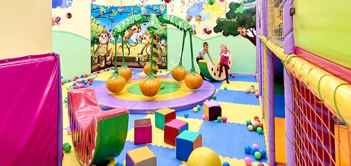 Muraveinik 55 children's club network