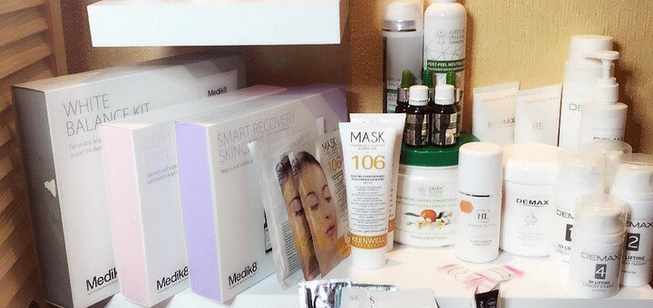 Профессиональные средства в студии «Ma jeunesse» в Киеве. Записаться к косметологу по акции.