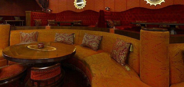 Discounts strip club &quot;paradise cabaret&quot;