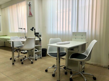 Рабочие места в салоне красоты LBM Beauty studio в Днепре. Записывайтесь со скидкой