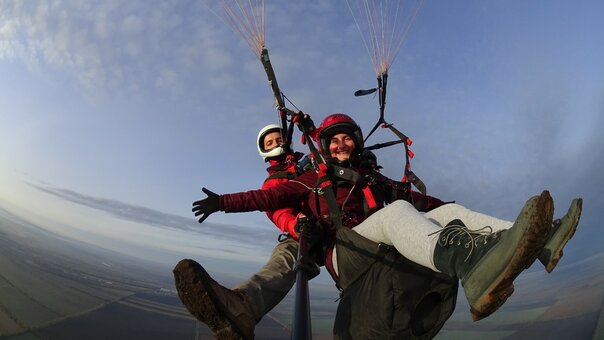 Discounts and promotions for paragliding flights. book with a discount1
