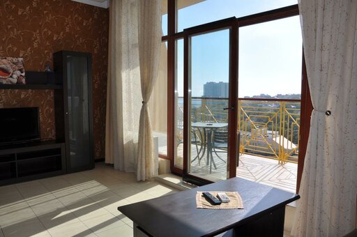 Apartment in odessa on gagarinskoe plateau street