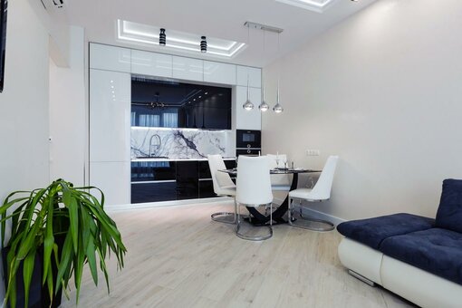 Знижка на оренду апартаментів в києві від black &amp; white apartment in smart plaza