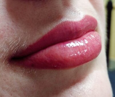 Lip tattoo from Lilia Kostenko in Dnipro. Sign up with a discount.