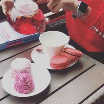 Tea in a coffee shop in Kharkov