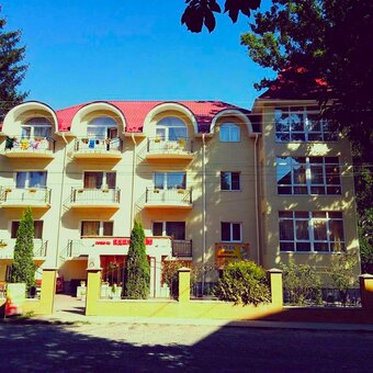 Discounts and promotions for hotel vacations. Book at a discount1