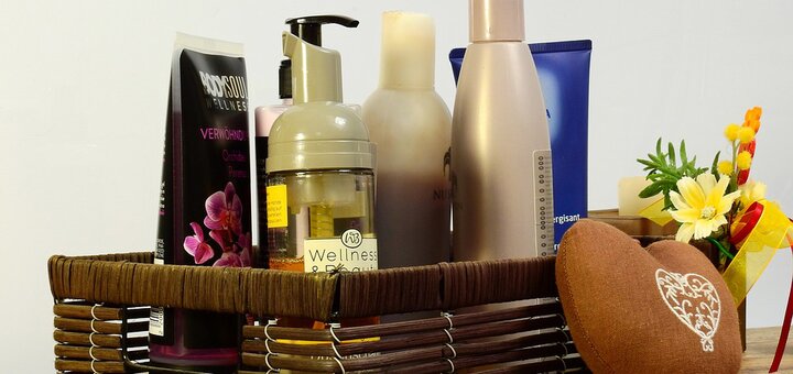 Discount on care from the beauty salon red square