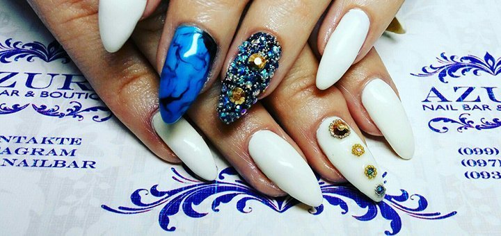 Manicure from the nail bar "Azure". Sign up at a discount