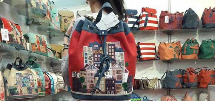 Женские рюкзаки и сумки Alba Soboni с доставкой по Украине. Покупайте женские рюкзаки по акции.