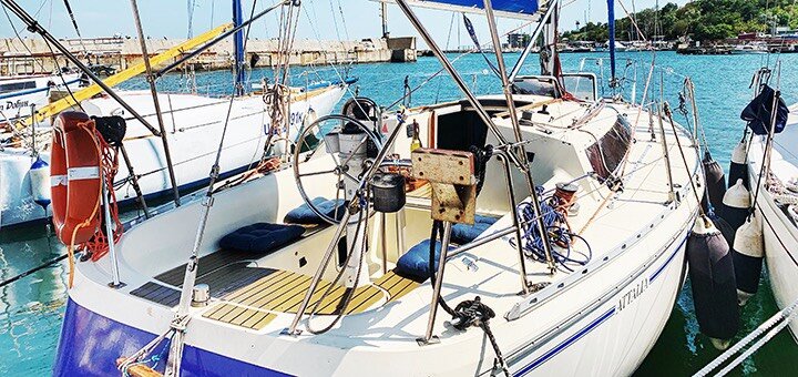 Морські прогулянки на яхті «Нірвана» Одеса. Забронювати за знижкою.