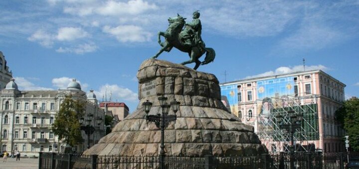 «Памятник Богдану Хмельницкому»