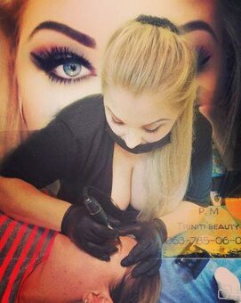 Permanent makeup artist Inna Stepanchuk at the Triniti_beauty office in Kiev. Sign up for a promotion.