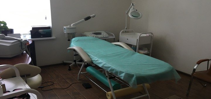 Кабінет лазерної епіляції «ЕстетікРум» у Києві. Купуйте процедури лазерної епіляції щодо акції.