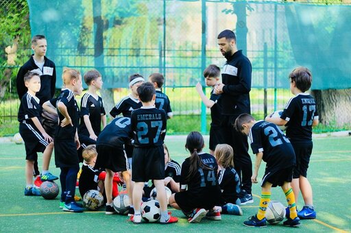 Турніри з футболу в клубі «sport kids» в києві. купити абонемент зі знижкою.