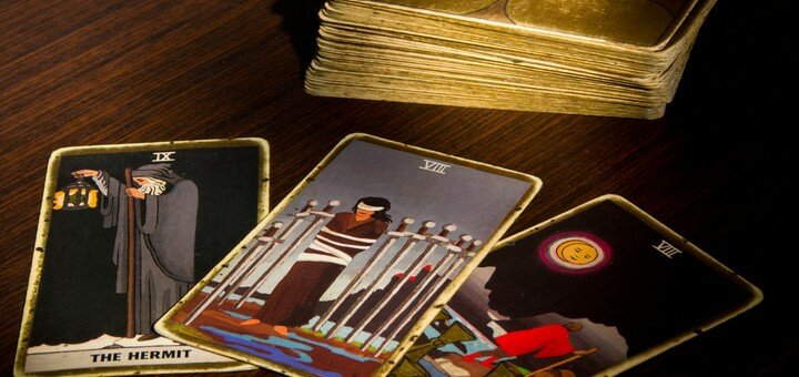 Fortune-telling by tarot cards from the tarot reader margot. sign up for a promotion.