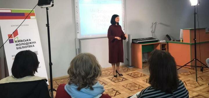 Викладач курсів акторської майстерності Вікторія Яковлєва. Записатись по знижці.