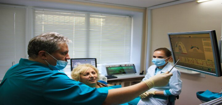 Inexpensive dental center &quot;polimed&quot;