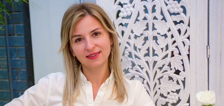Психоаналітик та психолог Юлія Федосєєва у Києві. Записатись по знижці.