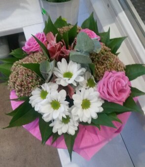 Flower shop kviti in brovary. pay for goods at a discount.
