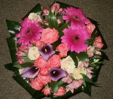Flower shop kviti in brovary. buy flowers for a promotion.
