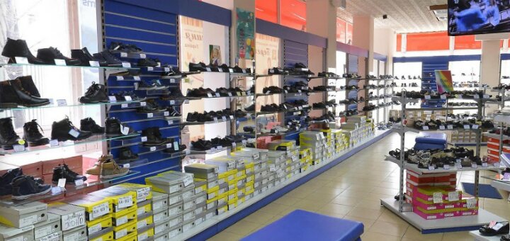 Низькі ціни магазин взуття «барвінок»