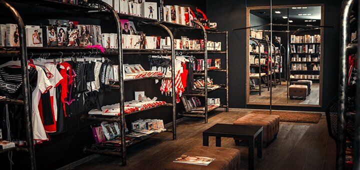 Qopol porno jinsiy aloqa video Anusdagi ulkan shisha, yaqindan olingan fotosurat