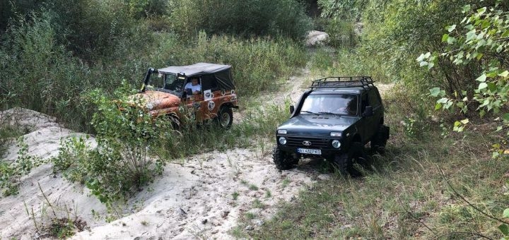 Скидка на экстримальное катани на джипах в Киеве
